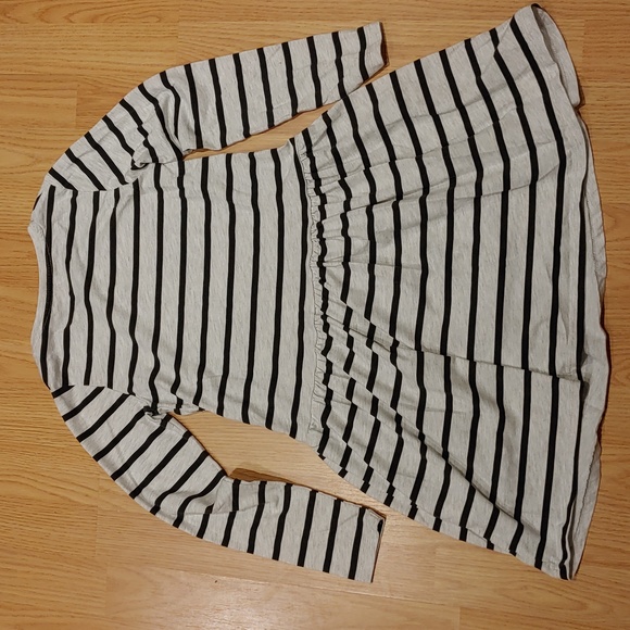 H&M x Disney Minnie Striped Dress - Picture 3 of 6